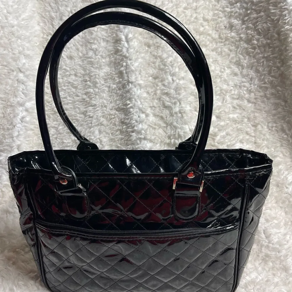 Caboodles Black Faux leather Patent Quilted Makeup Shoulder Bag.
